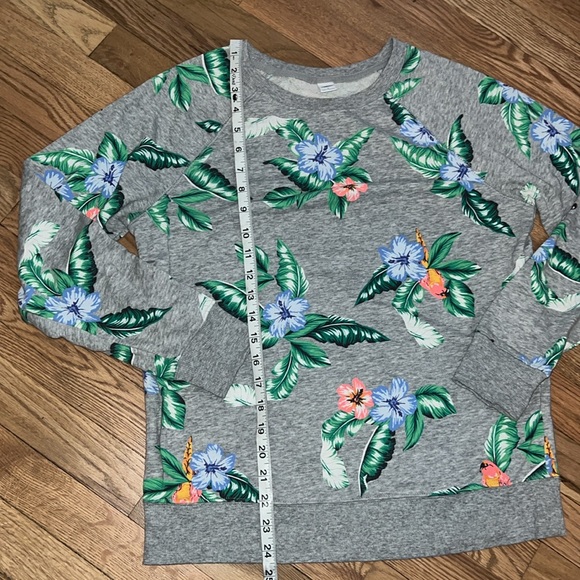 Old Navy Tropical Print Sweatshirt Size Small - Picture 4 of 7